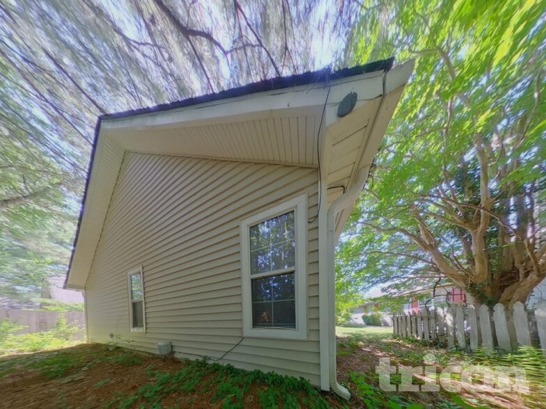 Building Photo - 3498 Clare Cottage Trace SW