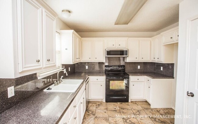 Building Photo - 6704 9th St