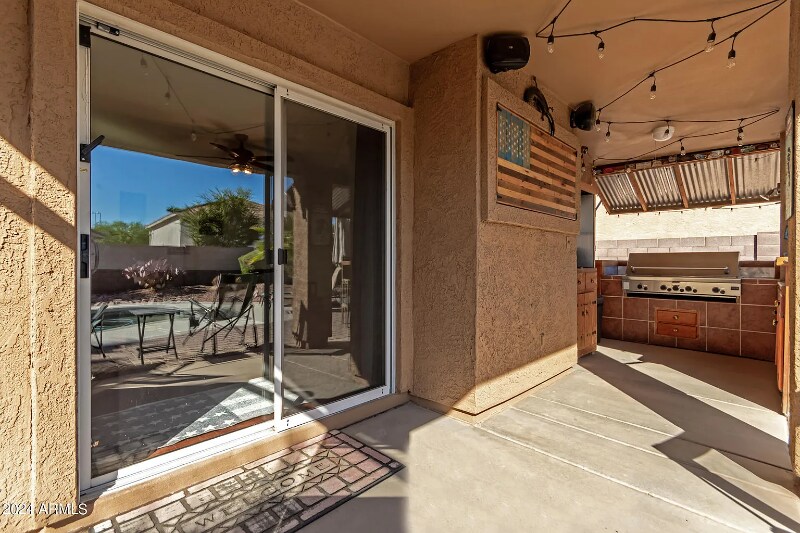 Building Photo - 15755 W Redfield Rd