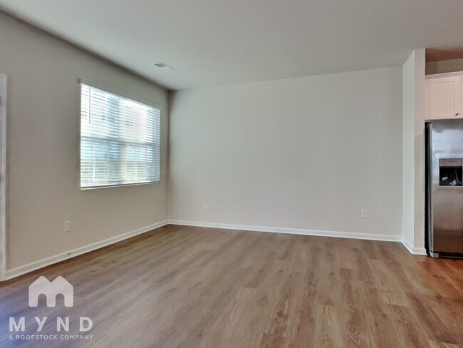 Building Photo - 132 Eagle Chase Dr