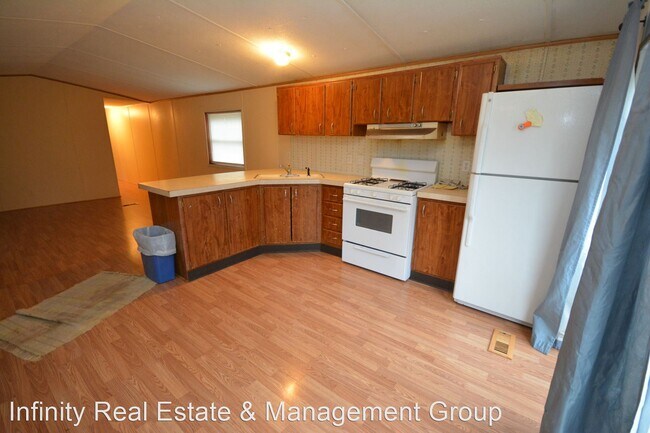 Building Photo - 3 br, 1 bath House - 6811 10th St SE
