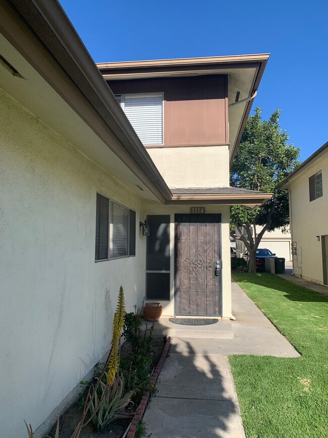 Primary Photo - 2+1 Villa Ventura Townhome in Ventura, CA!