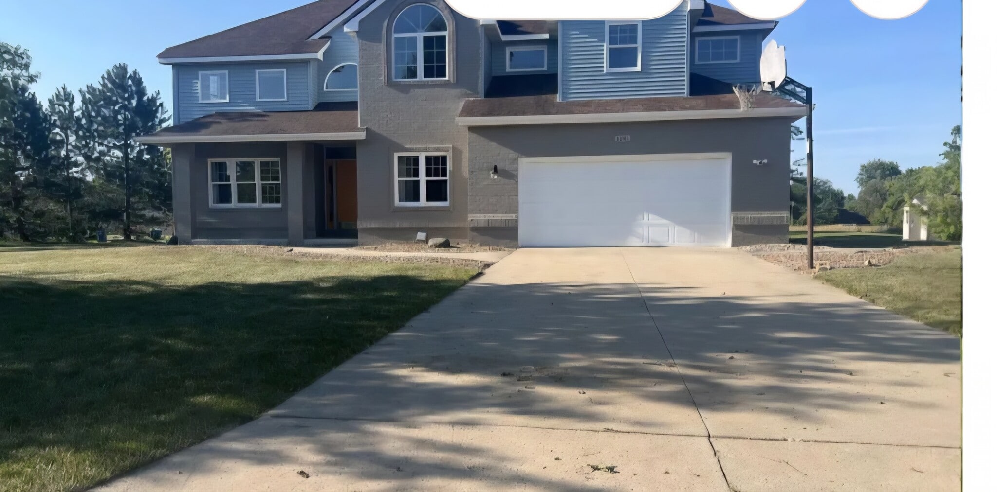 Building Photo - 5261 Oakbrook Dr