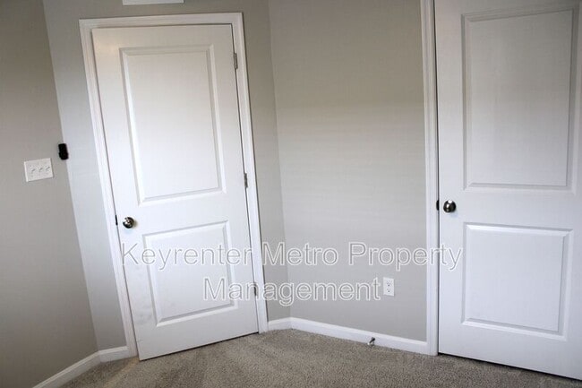 Building Photo - 9818 Ruby Lockhart Blvd