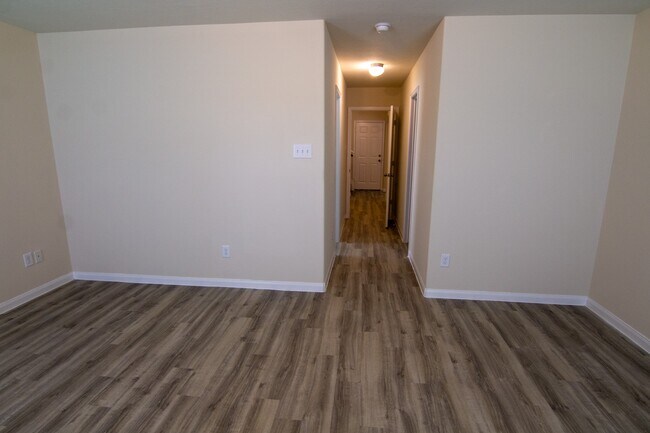 Building Photo - 13011 Baileys Run