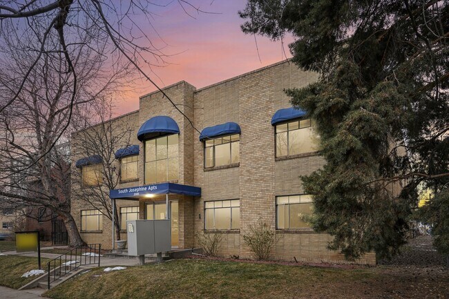 Building Photo - South Josephine Apartments