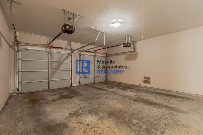 Building Photo - 3 Bed/2 Bath Home in Lennox in Brandon