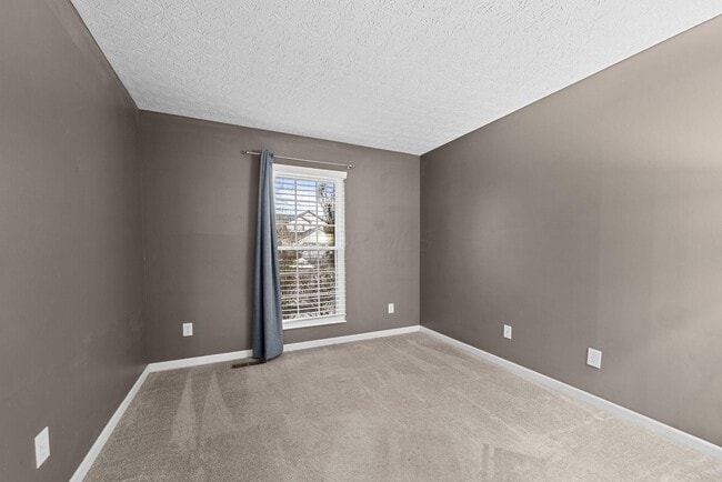 Building Photo - 397 Abbotsbury Dr