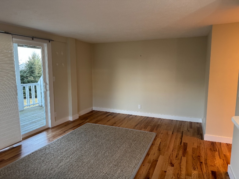 Building Photo - 42 Washington Rd