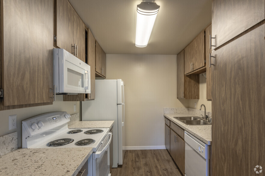 Kitchen - Gold Coast Apartments