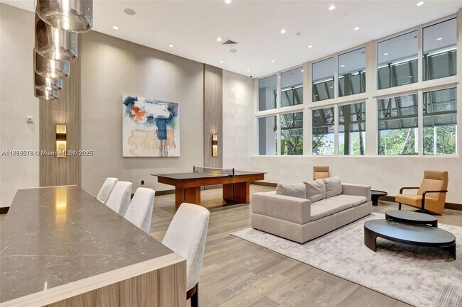Building Photo - 4100 Island Blvd