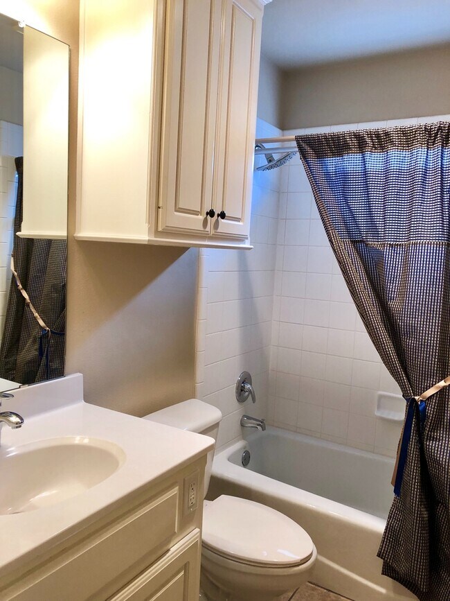 Building Photo - 4 Bedroom | 3 Bath Cooper ISD