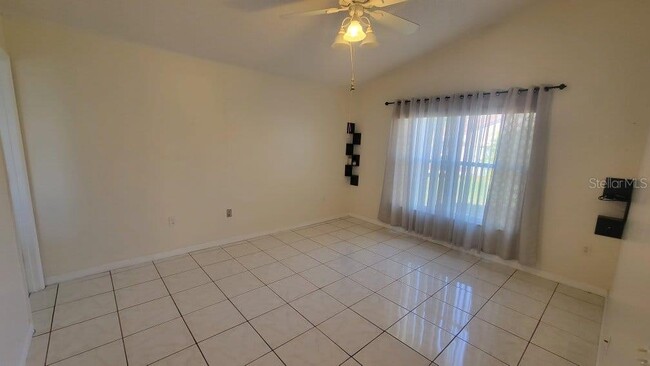 Building Photo - 2405 Condado Ct