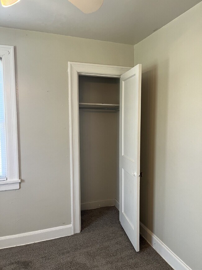 Building Photo - "Charming 3-Bed Home on Flamingo Drive – Perfect Nashville Living!" Large Yard! Lawncare is Inclu...