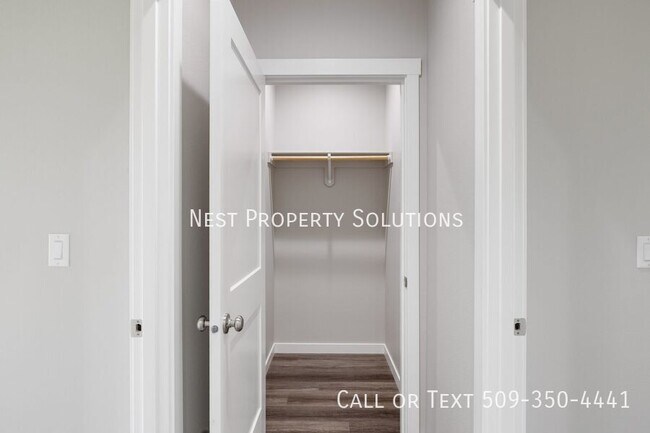 Building Photo - 514 S Dorsing-