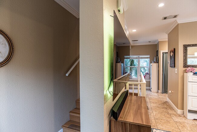 Building Photo - 12 Merri Way