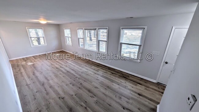 Building Photo - Spacious Updated Home on 1.6 Acres – Prime Location Near Arden, Fletcher & Mills River