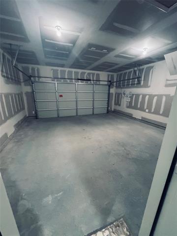 Building Photo - 12733 Big Rnch Rd