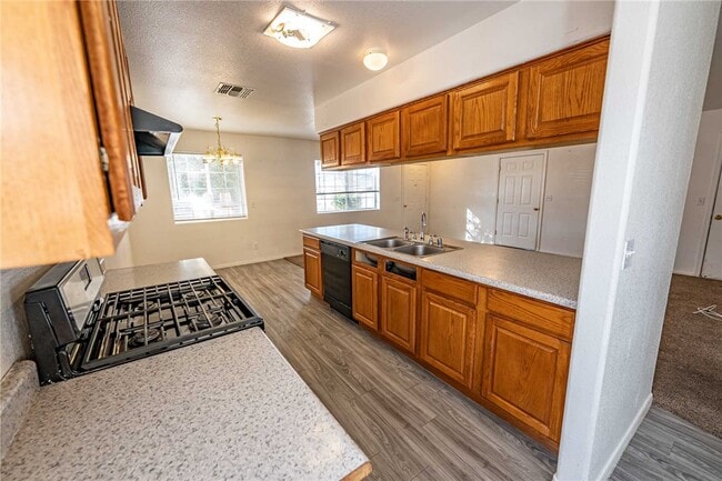 Building Photo - 3422 Cypress St