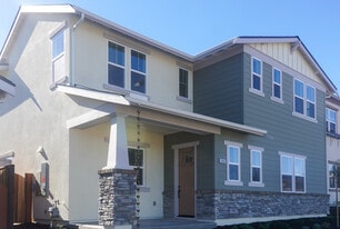 Building Photo - 3066 El Capitan Dr
