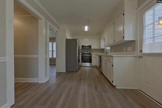 Building Photo - 18 Hillpine Ct