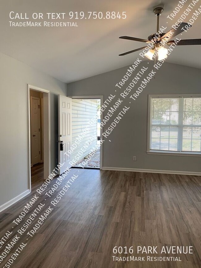 Building Photo - 6016 Park Ave