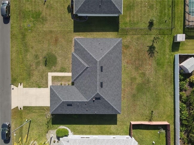 Building Photo - 60 Ballenger Ln