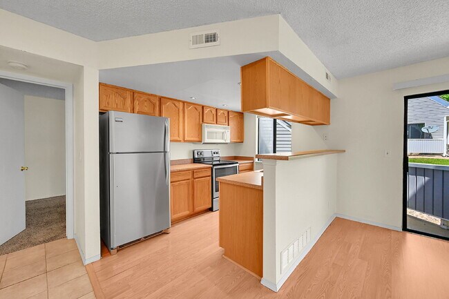 Building Photo - $1,140.95 with $300 Off The First Month's Rent, 1 Bed, 1 Bath, Condo in Thornton with Washer and ...