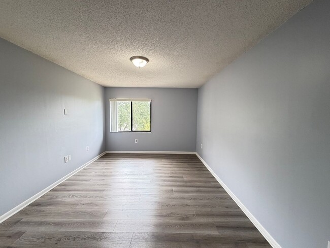 Building Photo - Great apartment for rent!