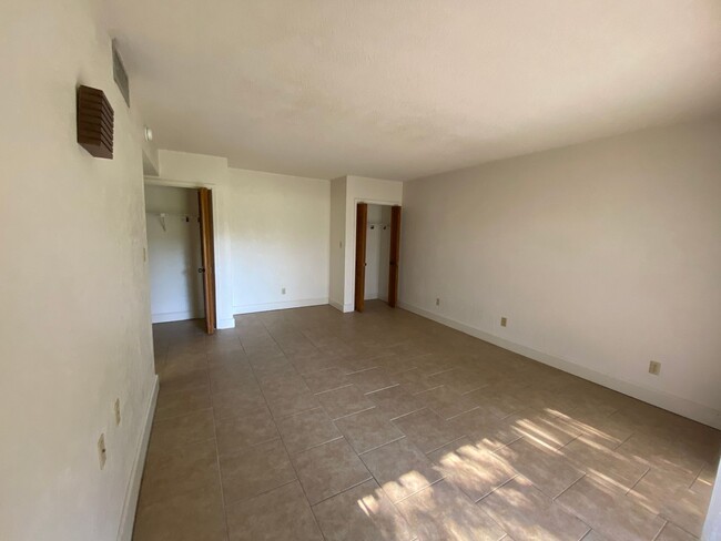 Building Photo - 2 Bedroom, 2 Bath Condo in Grenelefe