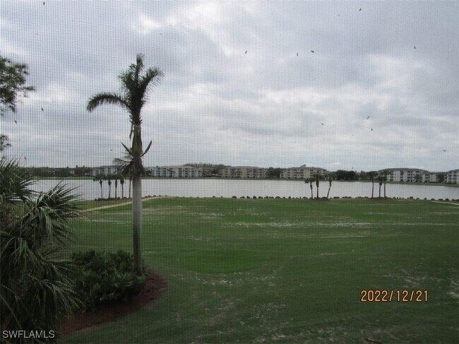 Building Photo - 8076 Queen Palm Ln