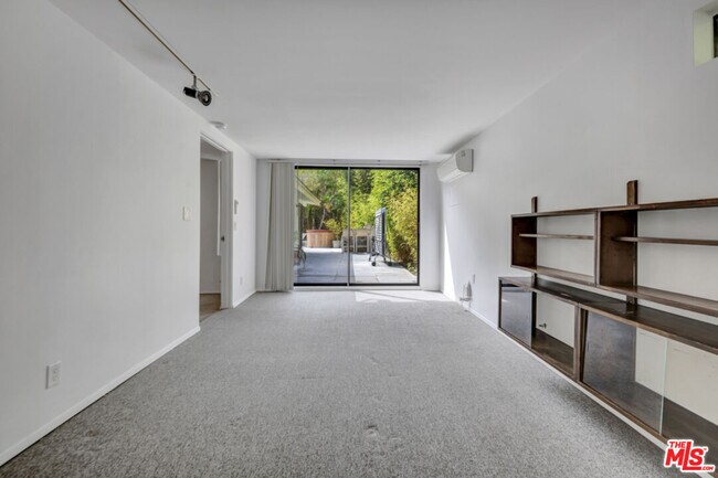 Building Photo - 30611 Las Estrellas Dr