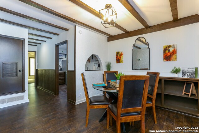 Building Photo - 1015 Cerro Alto Dr