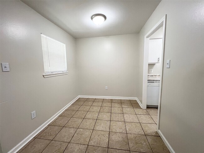 Building Photo - 130 Oyster Creek Dr