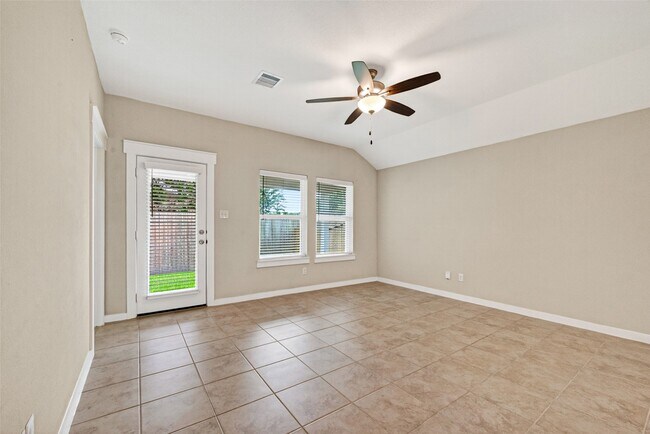 Building Photo - 252 Laura Leigh Ln