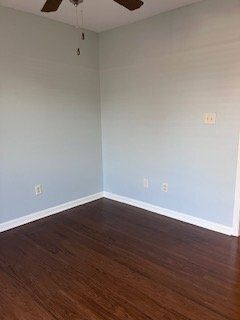 Building Photo - 503 E 6th St