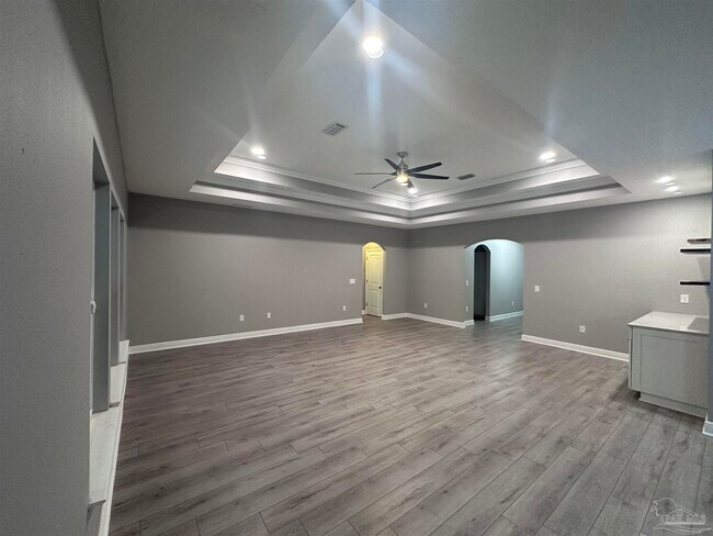 Building Photo - 4745 Dupont Cir