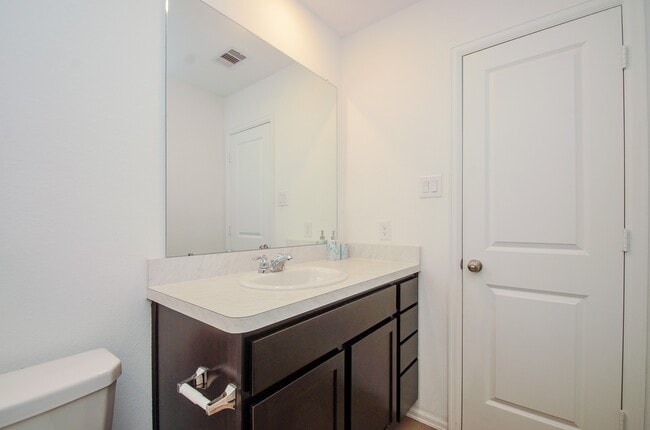 Building Photo - 4355 Palmetto Grv Ln
