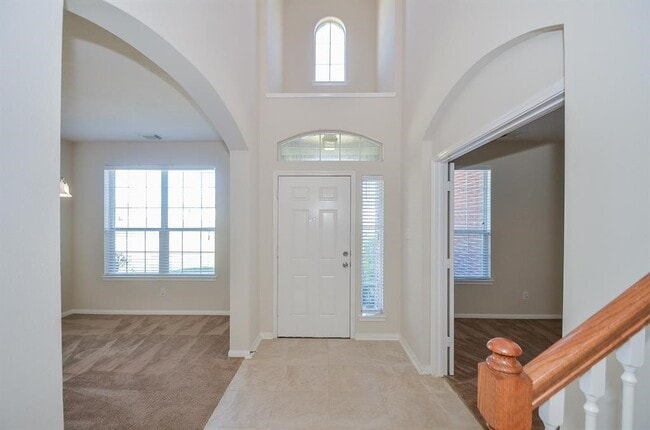 Building Photo - 17407 S Sienna Cove Ln