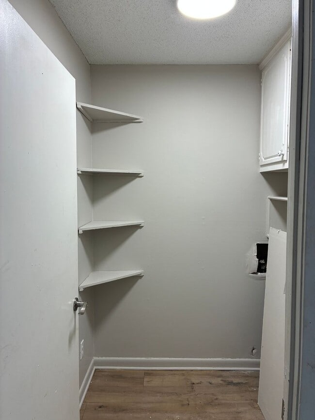 Building Photo - Spacious 4 Bedroom/3 Bath Family Home West End of Searcy