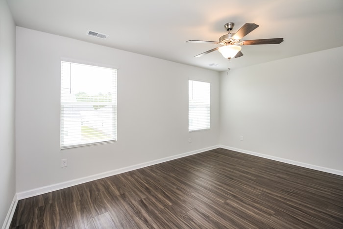 Building Photo - 220 Dorian Lp