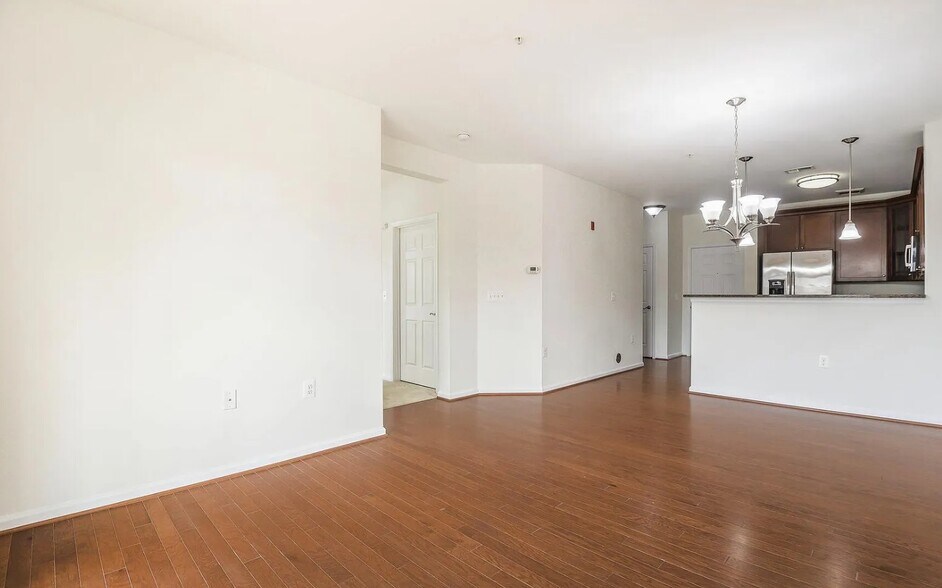 Building Photo - 3850 Clara Downey Ave