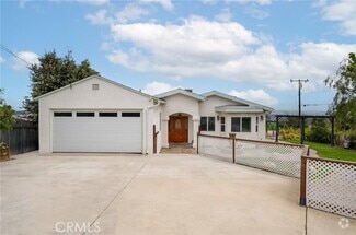 Building Photo - 6457 Via De Anzar