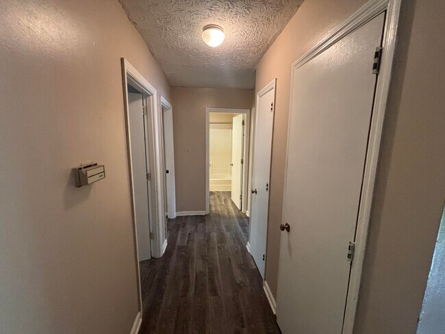 Building Photo - 3697 Crosby Dr