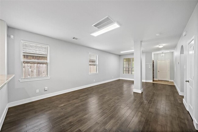 Building Photo - 3314 Halle Trace Ln