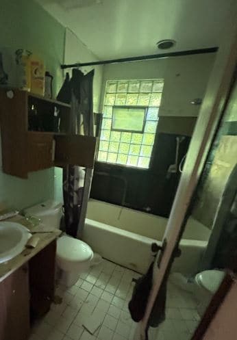 Building Photo - 8521 Clifton Ave