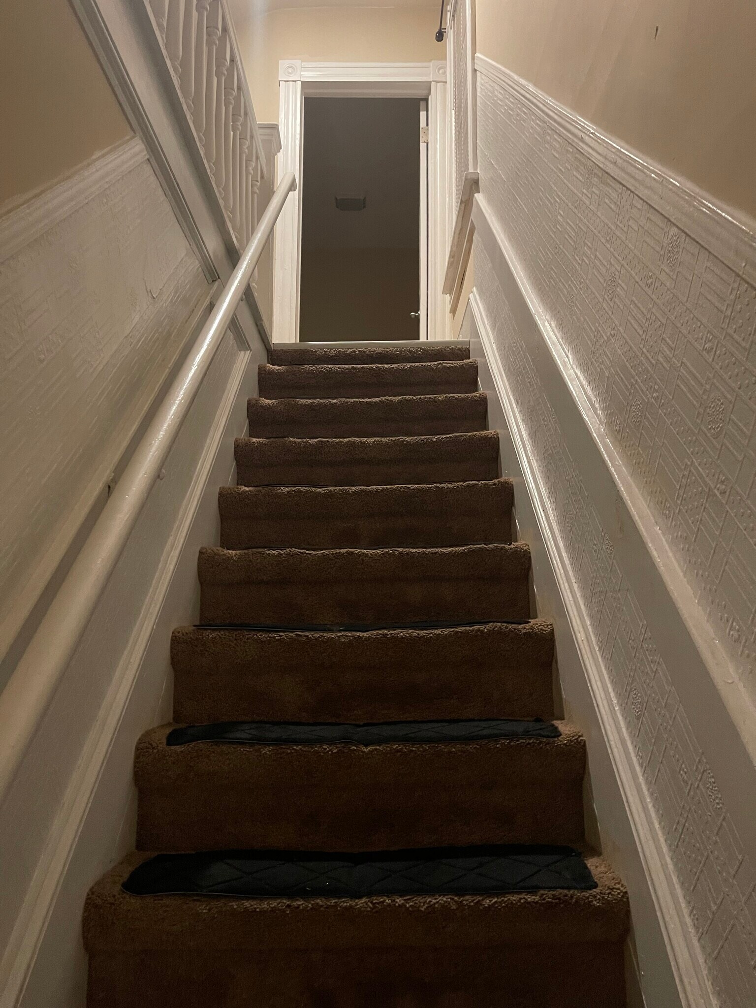 Building Photo - 684 Bennett St