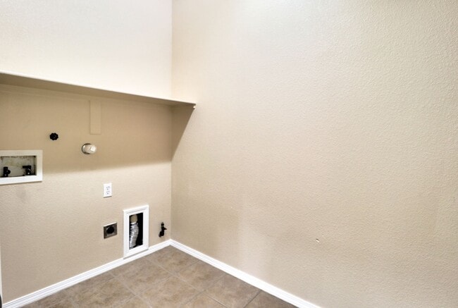 Building Photo - 2484 Gila Bend Loop