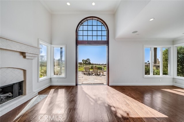 Building Photo - 8 Marquesa