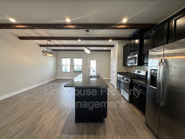 Building Photo - 1738 Foremast Loop